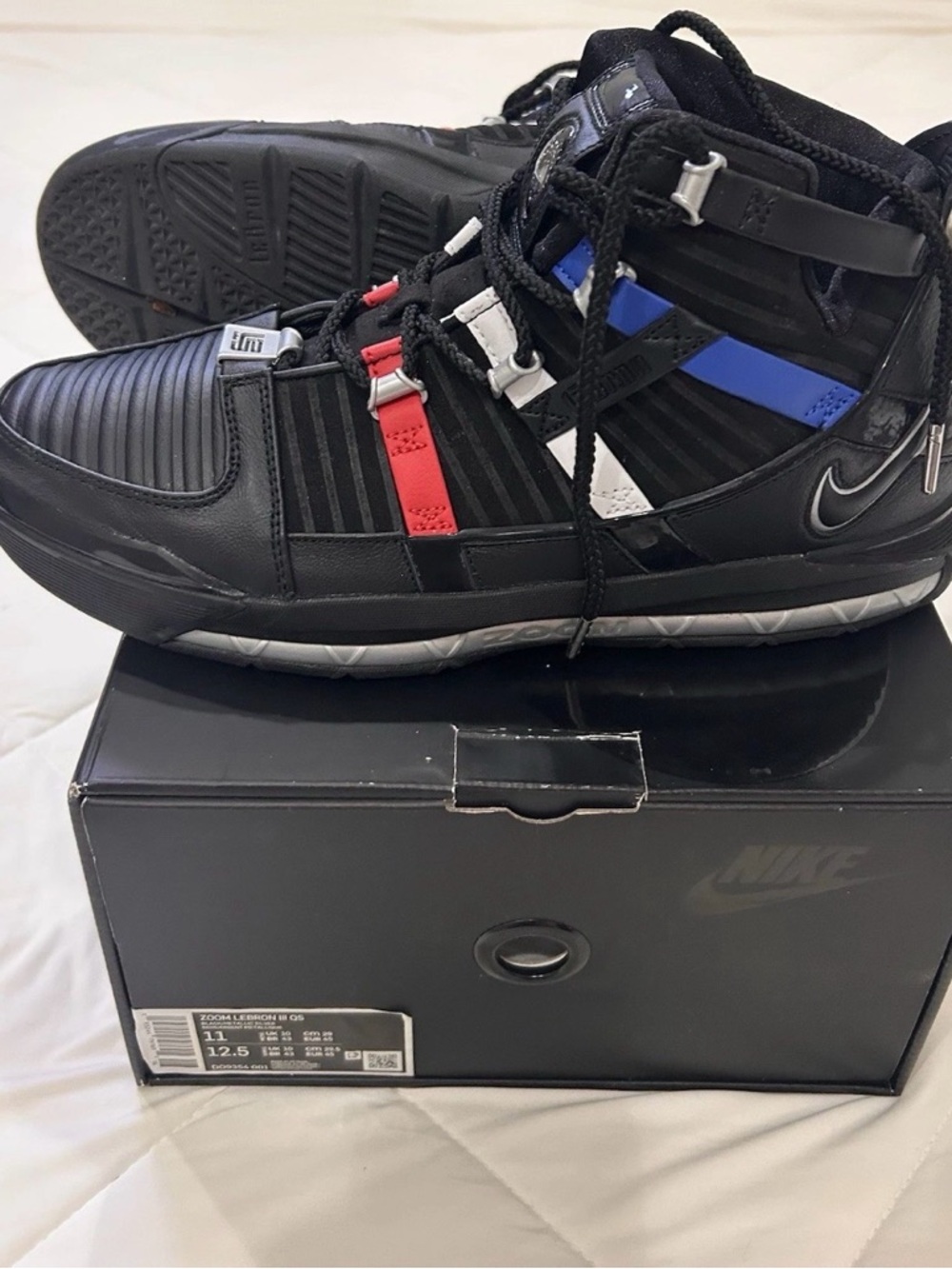 Nike Zoom LeBron III QS Barbershop 2022 High Top Black/Silver DO9354-001